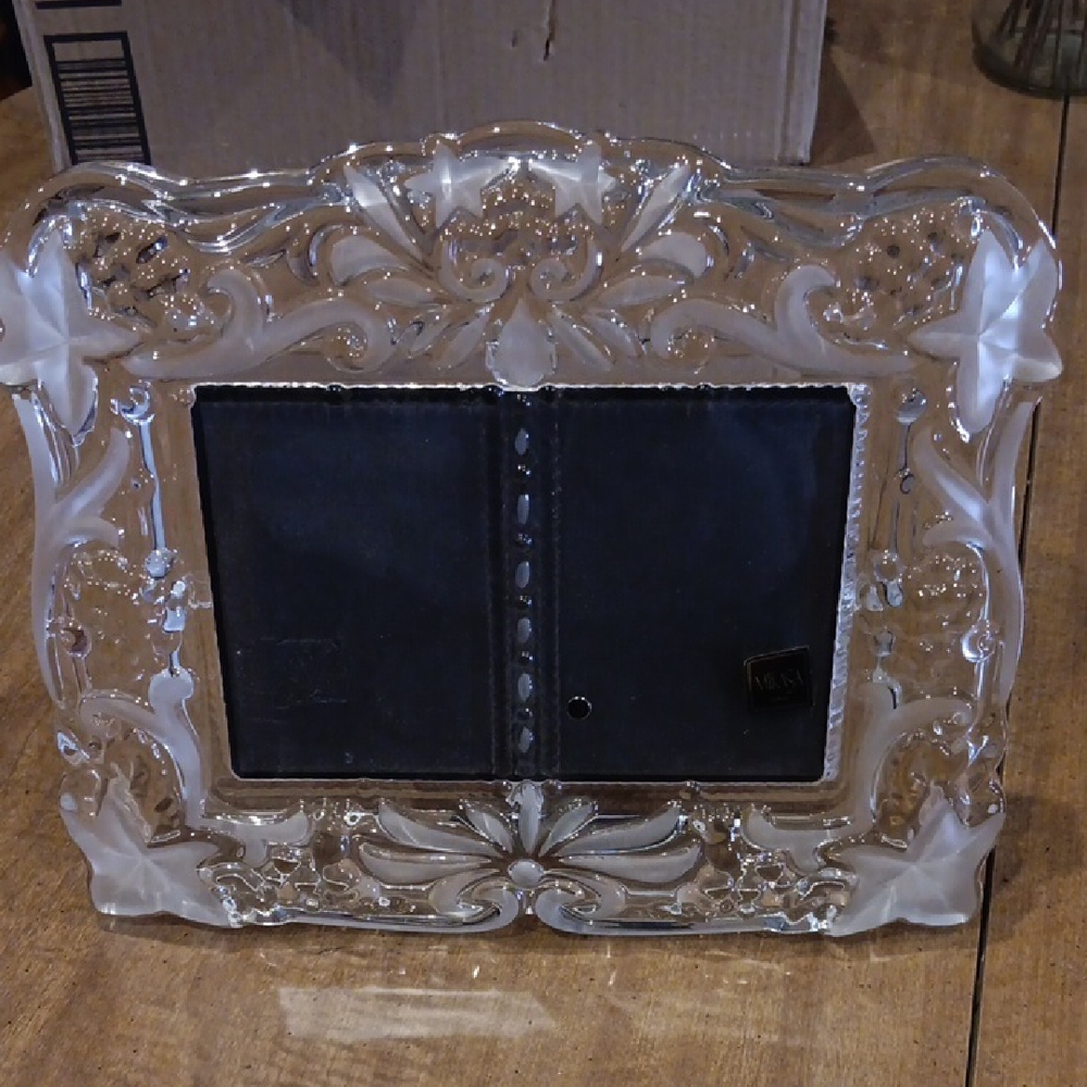 Mikasa Clear Glass Picture Frame with White Ornate Accents